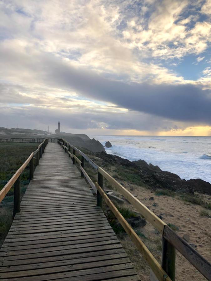 Starfish Beach House Sao Pedro De Moel Exterior photo