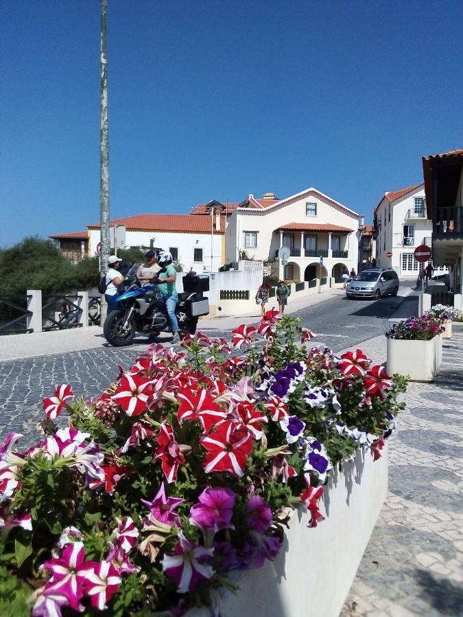 Starfish Beach House Sao Pedro De Moel Exterior photo